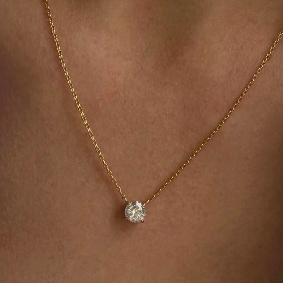 שרשרת סוליטר יהלום עגול מרחף