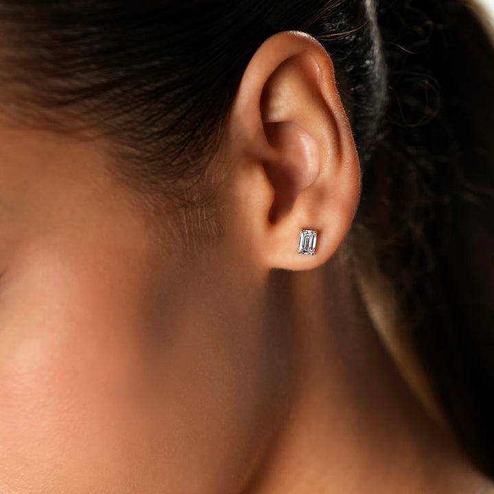 עגילי יהלומים אמרלד צמודים