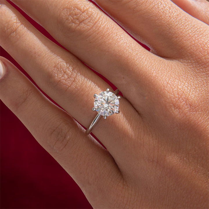 טבעת אירוסין יהלום עגול 1.5 קראט בשיבוץ טוליפ 6 שיניים