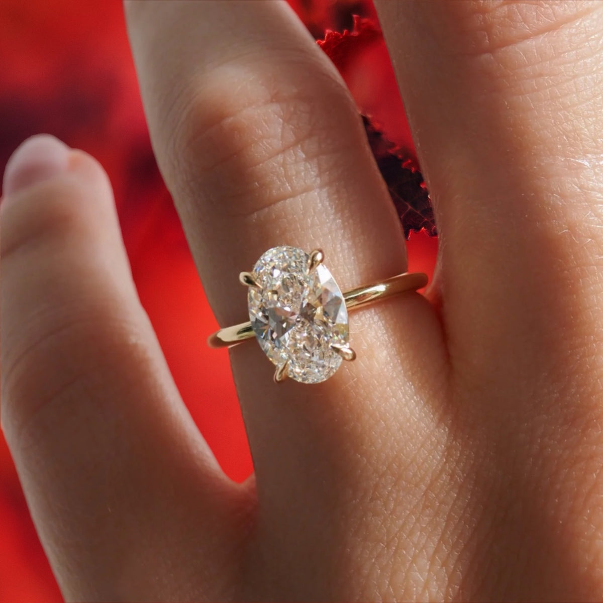 טבעת אירוסין סוליטר יהלום אובל 2.5 קראט