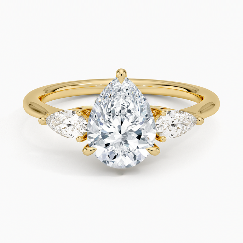 טבעת אירוסין יהלום טיפה 1.5 קראט ויהלומי טיפות בצדדים